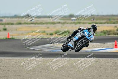 media/Apr-18-2025-TrackDaz (Fri) [[45f5874c44]]/C Group/Session 1 (Turn 7)/